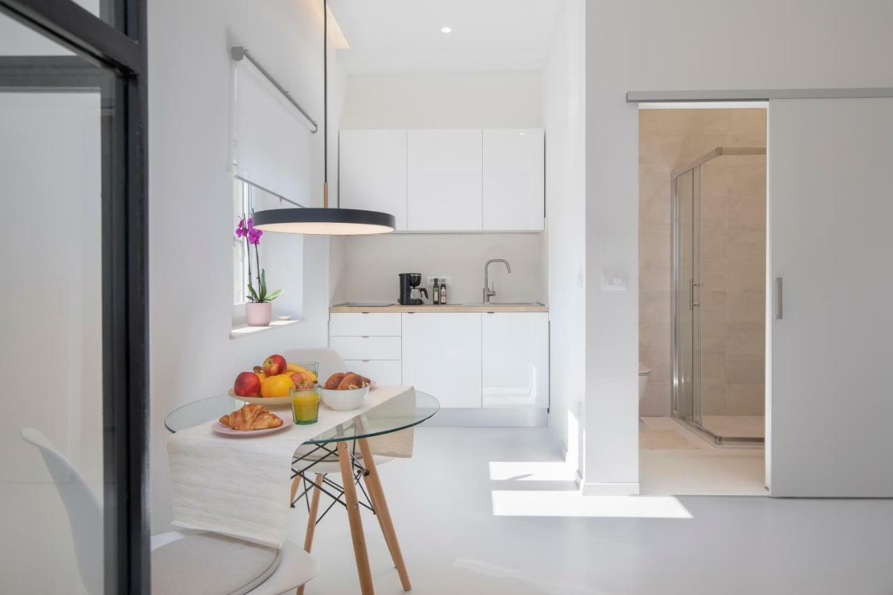Twins Idola Apartments Пула Екстериор снимка